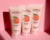 خرید اسکراب شنی بدن تیوپی هلو یانگمی