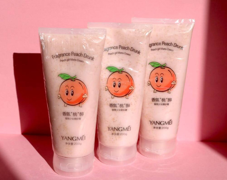 خرید اسکراب شنی بدن تیوپی هلو یانگمی