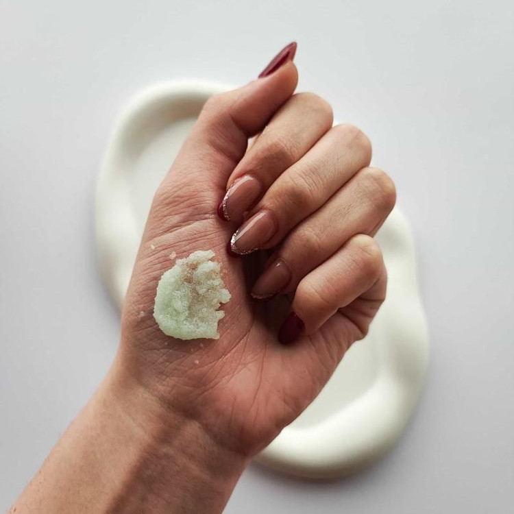 خرید اینترنتی نمک بدن آلوئه ورا سادور 430 گرم رفع پوست مرغی