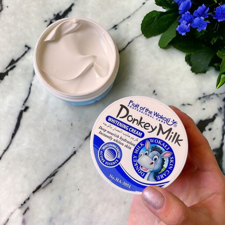 سفارش کرم کاسه ای سفید کننده شیر الاغ و خر وکالی