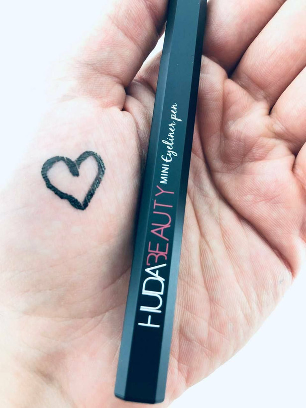 سفارش خط چشم ماژیکی قلمی ضدآب هدی بیوتی